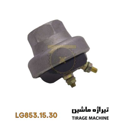 استپشن ترمز زیر پدال لودر 5 تن – کلید فشار برقی برای فعال‌سازی چراغ ترمز و سیستم‌های کنترلی.